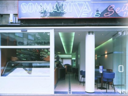 照片: Eissalon Sommariva - Rathauscenter